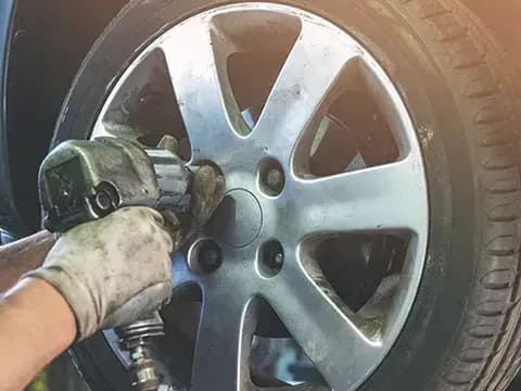 Service & Repairs Tire Rotation